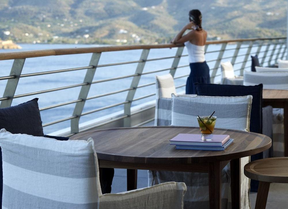 Sirene Blue Luxury Beach Resort Poros Town Exterior foto